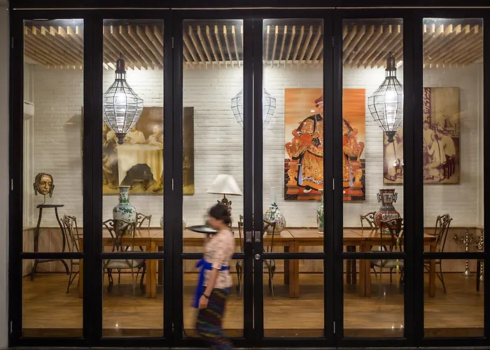 Hotel Paragon 4*