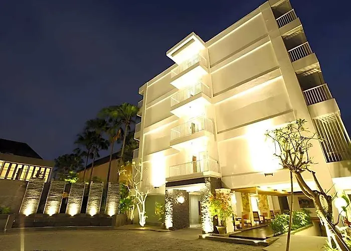 Paragon Hotel