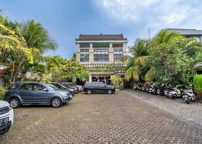Paragon Hotel 4*
