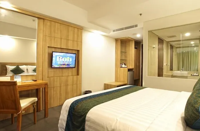 Hotel Paragon 4*